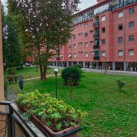 Pm 50 Via Pietro Boifava Guest House 밀라노 외부 사진